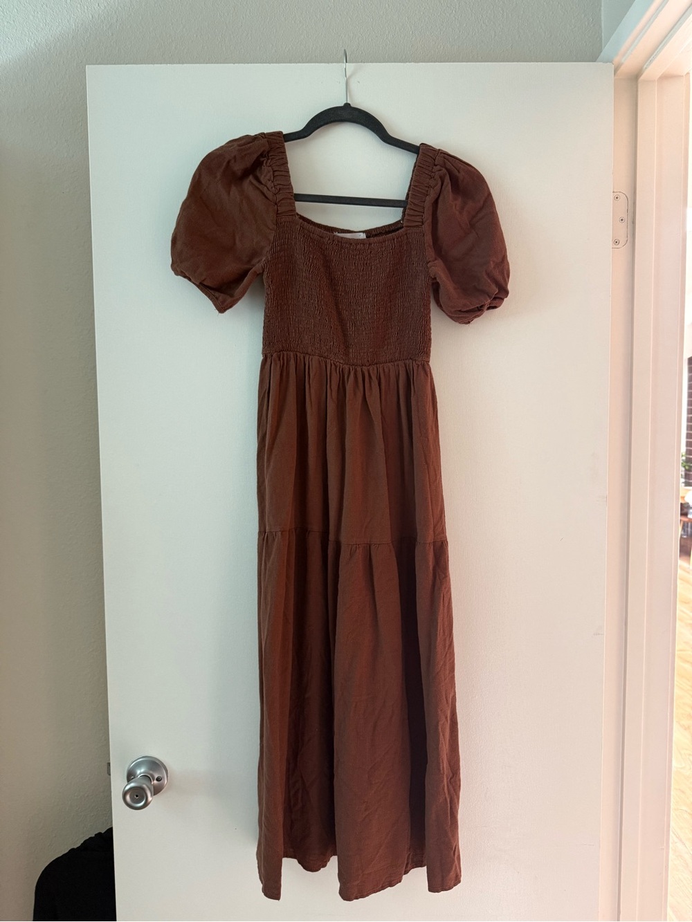 OAK + FORT Brown Puff Sleeve Midi Dress